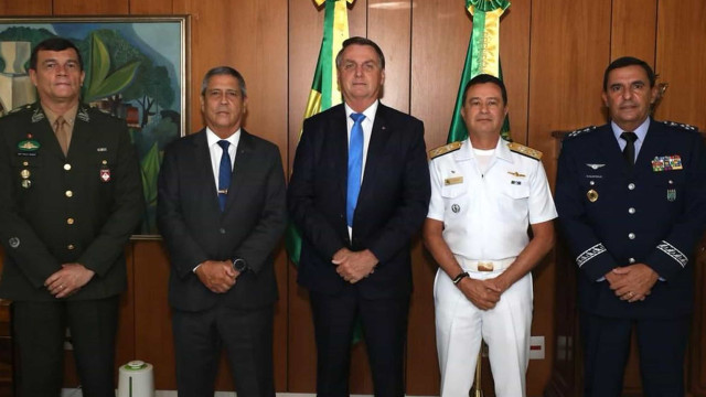 Entenda como funcionam as promoções nas Forças Armadas do Brasil