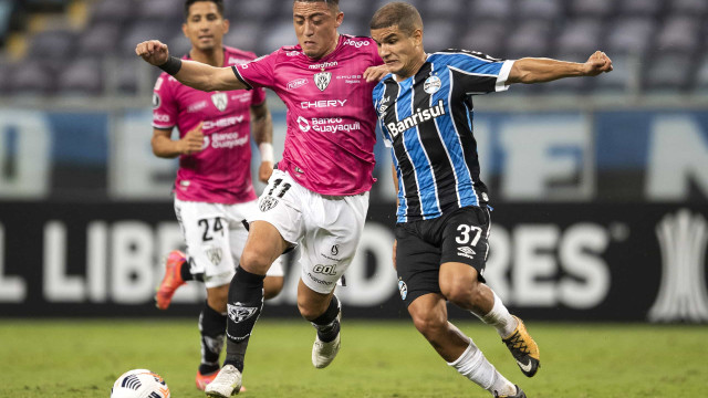 Grêmio perde do Del Valle em Porto Alegre e é eliminado da Libertadores