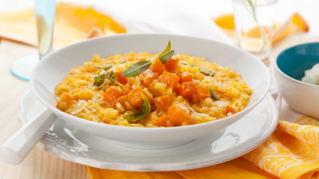 Receita de risotto vegetariano com abóbora e leite de coco