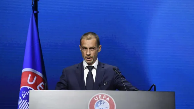 
                    UEFA aprova revolução no futebol de seleções e muda Liga das Nações
                