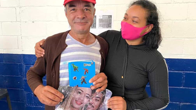 Filha encontra pai desaparecido que percorreu 170 Km a pé
