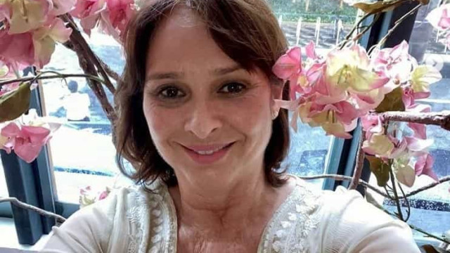 Myrian Rios surpreende fãs e revela que está completamente surda