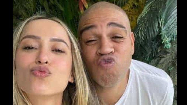 Adriano termina namoro com aluna de Medicina após 2 meses