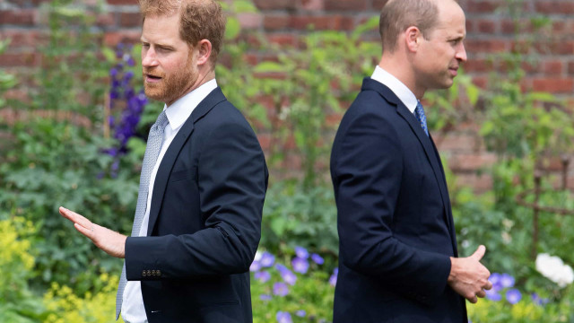 Reconciliação entre William e Harry é "impossível" neste momento