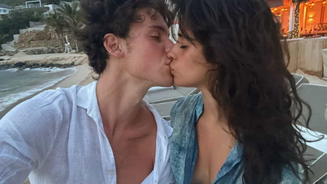 Shawn Mendes e Camila Cabello celebram 2 anos de namoro