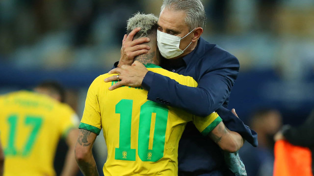 Tite define neste sábado se mantém testes na seleção brasileira contra a Colômbia