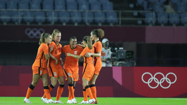 Holanda, próxima rival da seleção no futebol feminino, marca 10 a 3 em Zâmbia