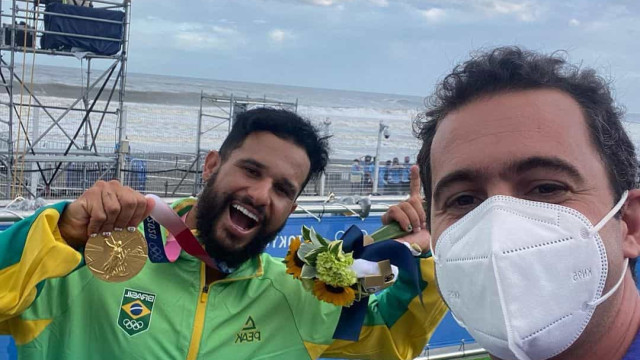 Repórter da Globo chora com ouro de Italo e ganha apoio na internet