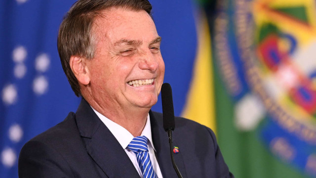 É o tal do voto eletrônico, diz Bolsonaro ao ironizar suspensão das prévias do PSDB