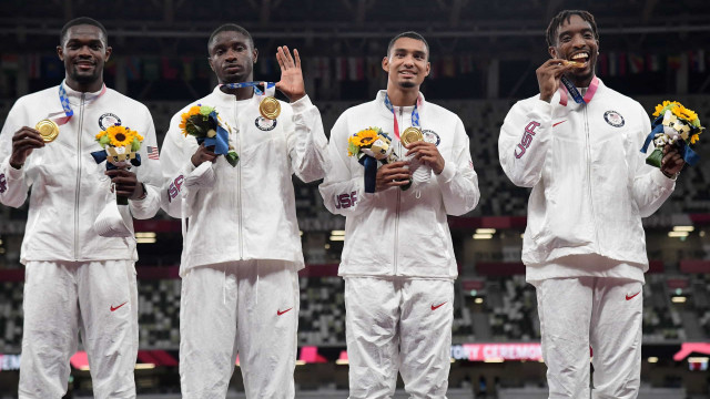 Após vencer no feminino, EUA ganham ouro no 4 x 400 m masculino em Tóquio