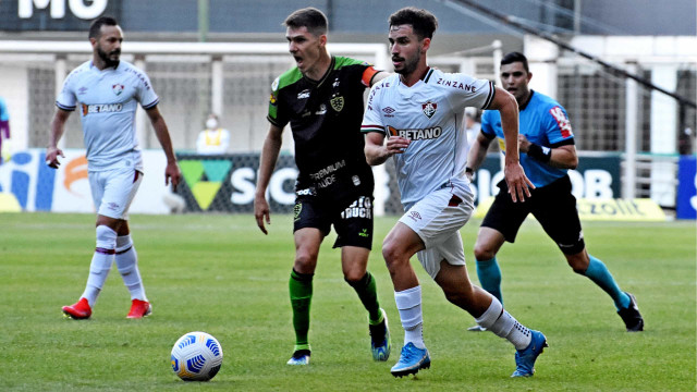 Fluminense joga mal, perde do América-MG e chega à terceira derrota consecutiva