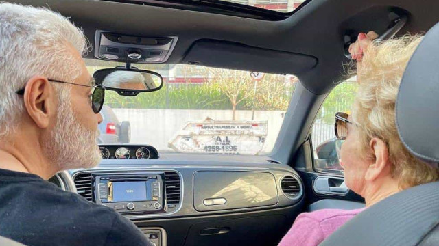  Nora de Glória Menezes mostra foto da atriz: 'A família está unida'