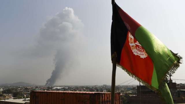 Acidente com ônibus no Afeganistão faz 25 mortos