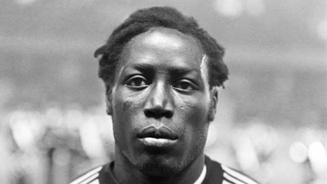 Morre Jean-Pierre Adams, jogador francês que estava em coma há 39 anos