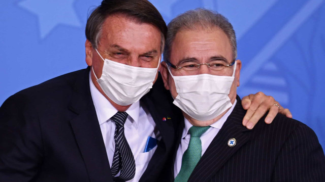 Queiroga alimenta discurso antivacina de Bolsonaro
