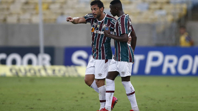 David Braz lamenta 'gol na hora errada' e pede força para reação do Fluminense