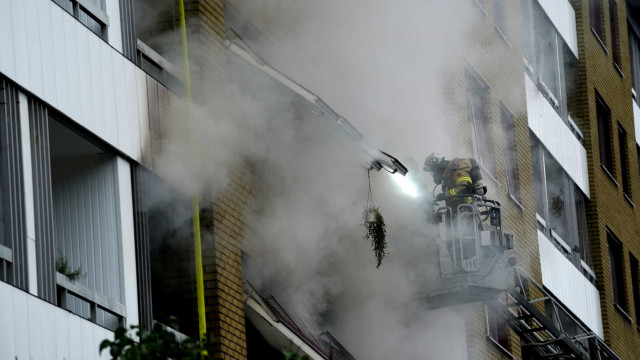 Explosão em edifício na Suécia faz pelo menos 25 feridos
