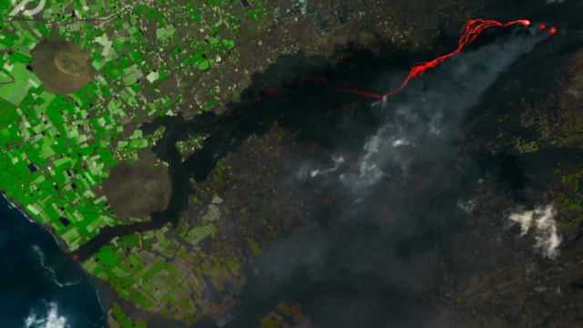 Veja as imagens satélite dos rios de lava chegando ao mar em La Palma