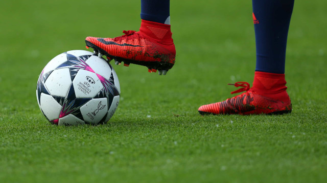 Time de futebol dos EUA demite técnico após acusações de assédio sexual a atletas