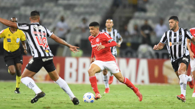 Atlético-MG vence o Inter por 1 a 0 em BH e dispara no topo da Série A