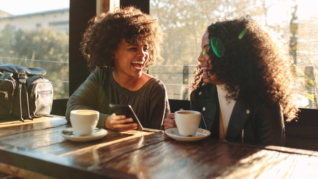 Esta é a melhor hora do dia para beber café, de acordo com a ciência
