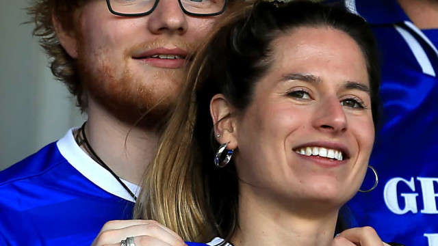 Ed Sheeran lembra atribulado pedido de casamento