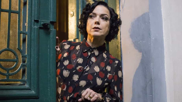Bete Coelho estrela 'Gaivota', de Tchékhov, em versão filmada no meio do mato