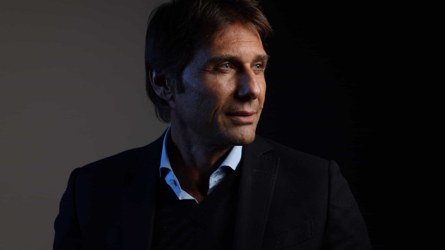 Tottenham anuncia a contratação do técnico italiano Antonio Conte até 2023