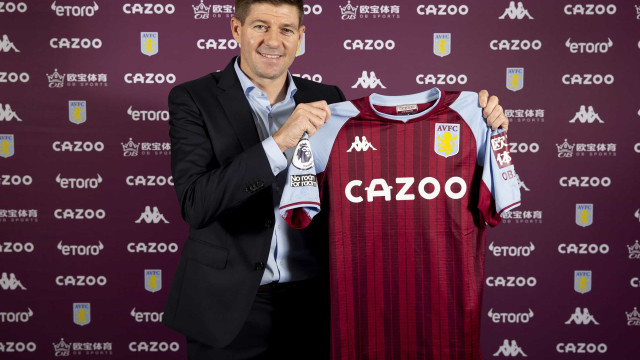 Gerrard dá positivo para covid e não comanda Aston Villa nas 2 próximas partidas