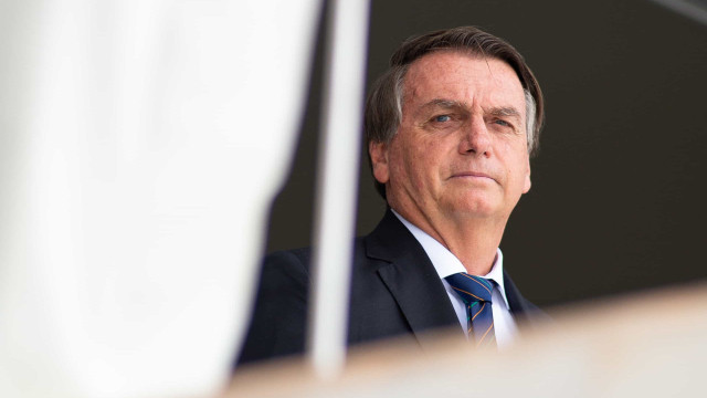 Bolsonaro amplia poder da Casa Civil, que passa a arbitrar impasses de ministros