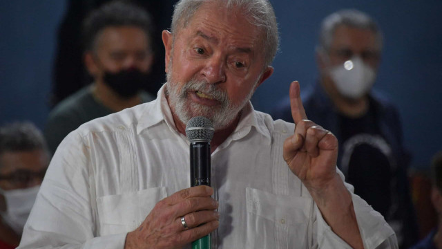 Lula sobre suposto pedido de Bolsonaro a Biden: 'Seria se humilhar demais'