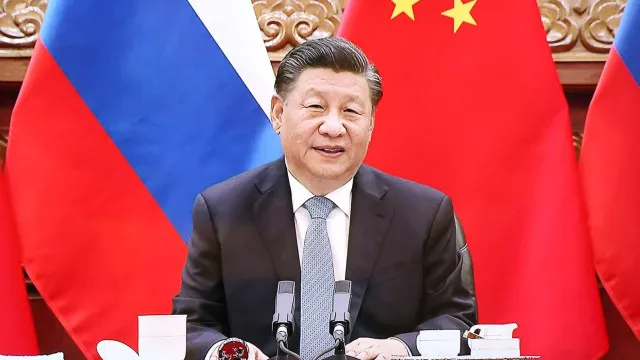 
                    Xi Jinping apresenta plano de quatro pontos para paz no Oriente Médio
                