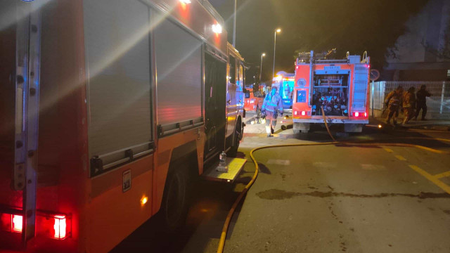 Seis mortos e quinze feridos em incêndio num lar de idosos em Valência