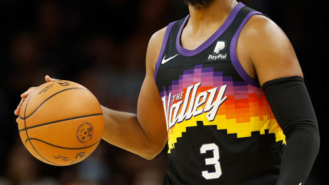 Phoenix Suns ganha 9° jogo dos últimos 10 e dispara como melhor equipe da NBA