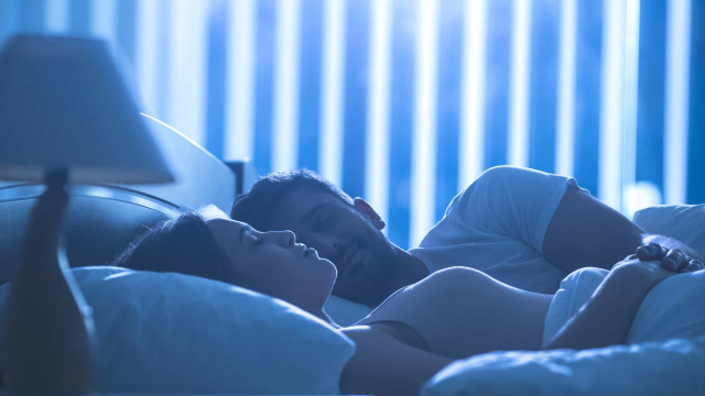 Quer dormir melhor? Faça este exercício antes de se ir deitar