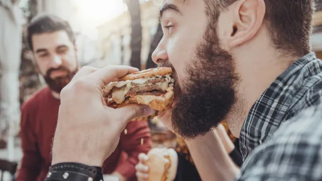 
                    Exagerou na alimentação durante as férias? Veja como voltar à rotina!
                