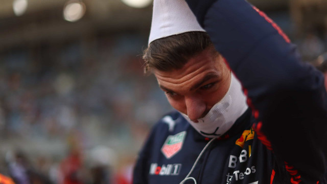 Após derrapar no Q3, Leclerc se recupera sobre Verstappen e faz pole em Barcelona