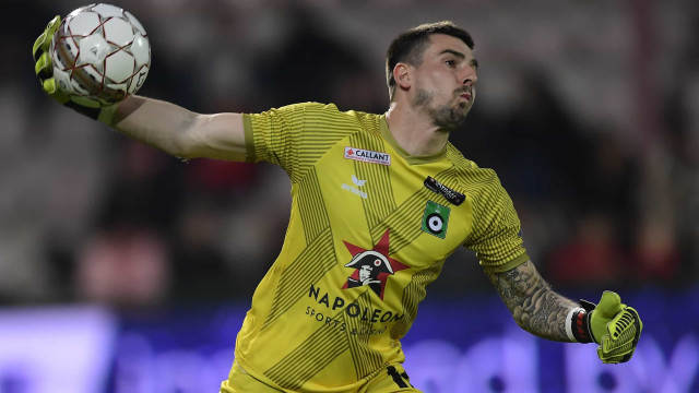 Goleiro do Cercle Brugge morre de leucemia aos 28 anos e recebe homenagens