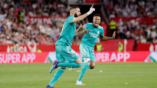 Benzema salva no fim, Rodrygo marca e Real dispara na liderança