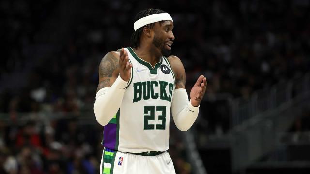 Bucks sofrem em casa, mas vencem Bulls em estreia nos playoffs da NBA