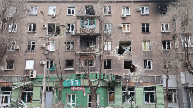Rússia exige rendição em Mariupol; Ucrânia diz que 'lutará até o fim'