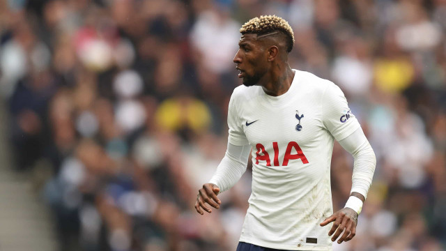 Lateral do Tottenham sofre roubo a mão armada em SP; suspeito é baleado