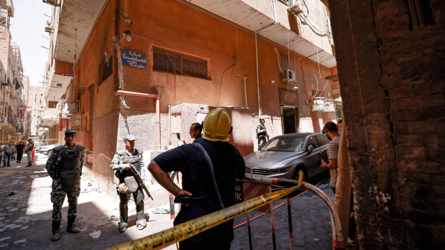Incêndio mata pelo menos 41 pessoas e deixa 45 feridas em igreja no Egito