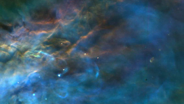 Telescópio Hubble fotografa paisagem de 'nuvens celestiais' na Nebulosa de Órion