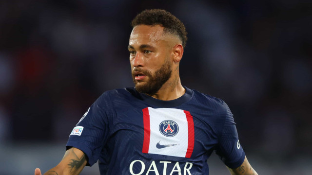 Neymar faz gol da vitória do PSG e alcança melhor início de temporada da carreira
