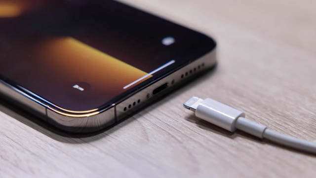 Índia se junta à Europa para obrigar Apple a adotar USB-C nos iPhones