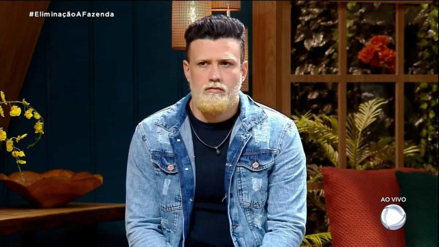 Bruno Tálamo é o 1º peão eliminado do reality A Fazenda