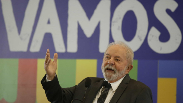 Lula surfa em repercussão de entrevista para Ratinho: 'Gosto de uma cachacinha'