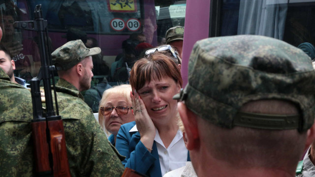 Fuga da mobilização na Rússia se agrava; Putin completa referendos na Ucrânia