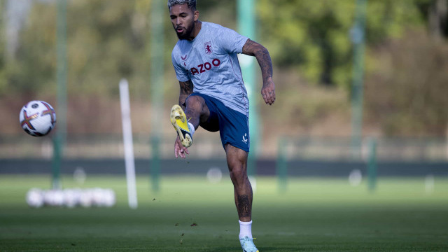 Douglas Luiz rebate Milton Neves por post polêmico com sua namorada